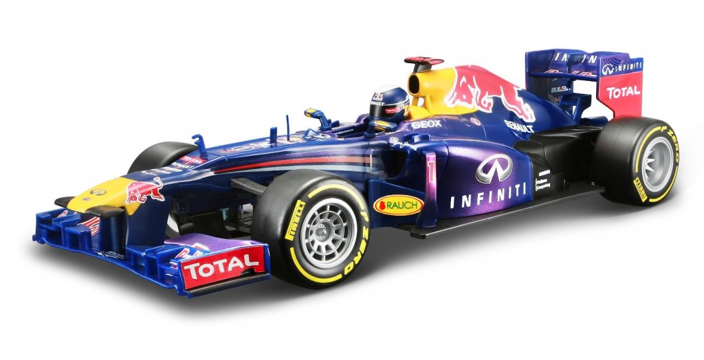 Maisto Tech R/C 1:18-Scale Infiniti Red Bull Racing (RB9) Vehicle