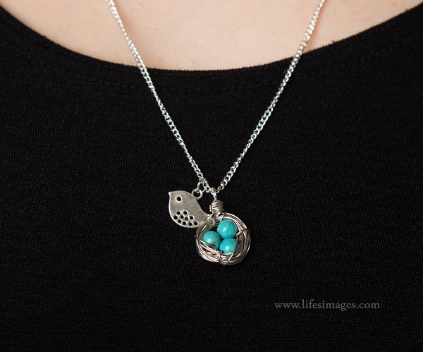 MOTHER'S DAY NEST EGG necklace