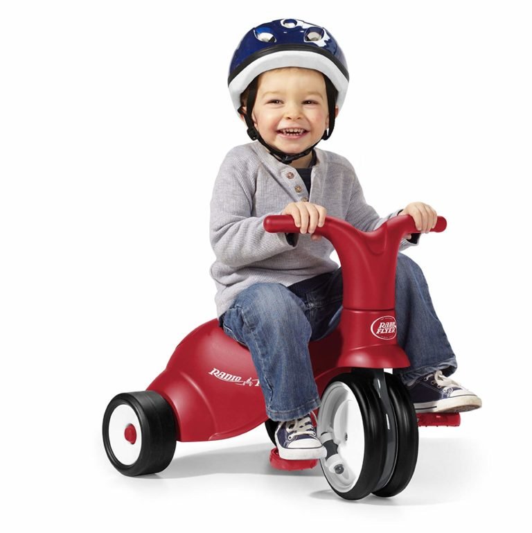 radio flyer speedy pedal car