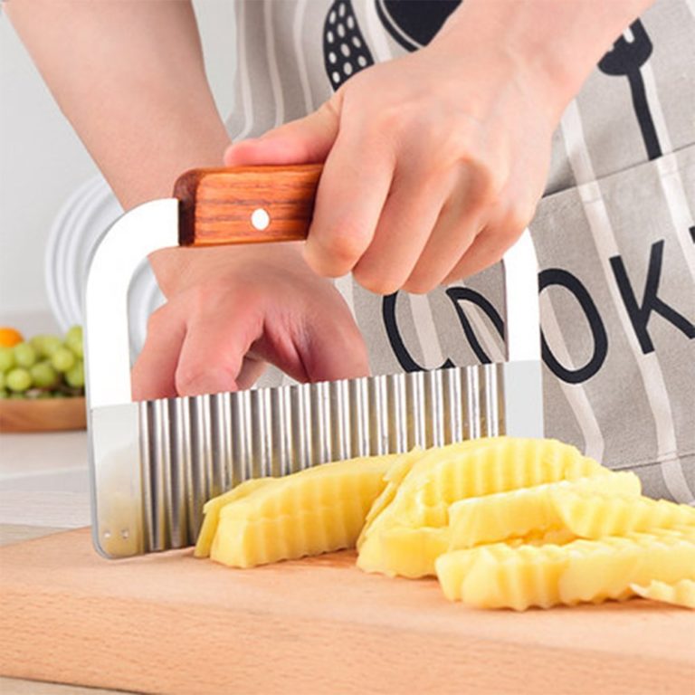 Crinkle Fry Cutter Only $3.65 + FREE Shipping! - Become a Coupon Queen