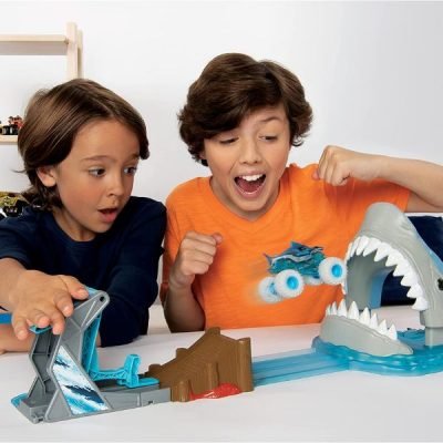 Monster Jam Megalodon Mayhem Playset