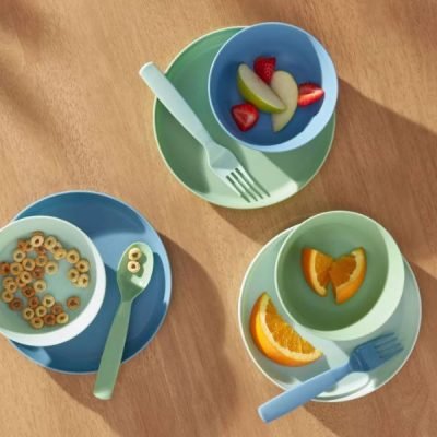 Plastic Dinnerware Set on Sale