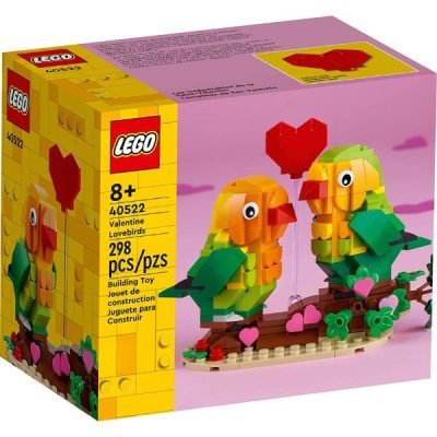 LEGO Valentine Lovebirds Building Kit on Sale