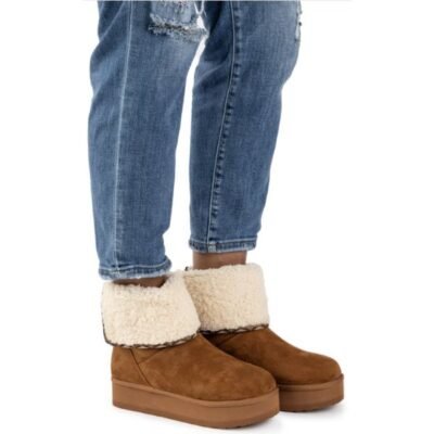 Muk Luks Women's Boots on Sale