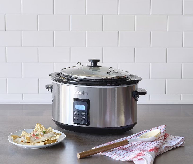 Cooks Latch & Travel Slow Cooker on Sale