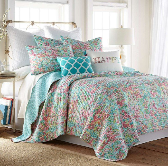 Floral Quilt on Sale