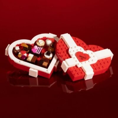 Box of Chocolates Brick Building Kit