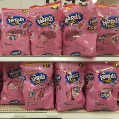 Nerds Gummy Clusters Valentine's Pack