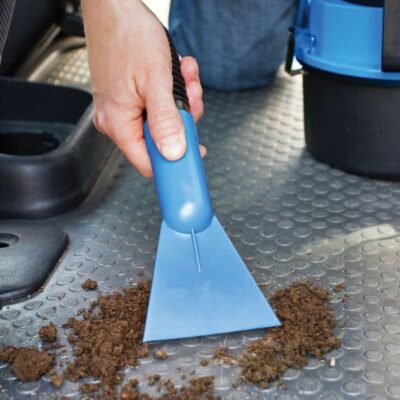 Portable Wet/Dry Auto Vacuum on Sale